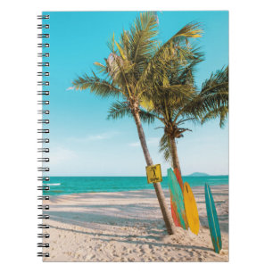 Carnet Panneaux de surf sur la plage lancer oreiller