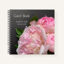 Peoné rose sur mariage gris foncé