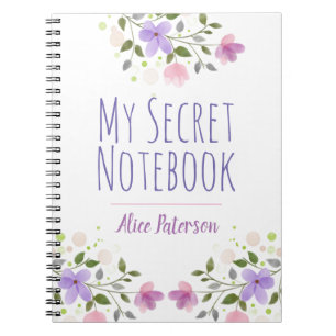 Carnet personnel privé avec des fleurs