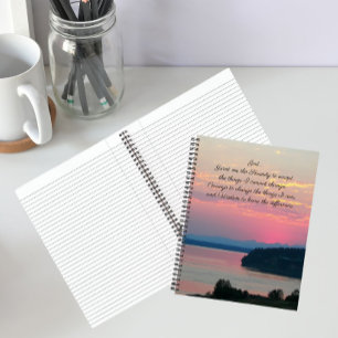 Carnet Photo de coucher de soleil sur une mer rose avec p