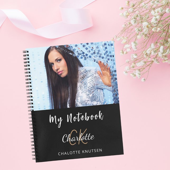 Carnet Photo noir blanc nom monogramme (Créateur téléchargé)