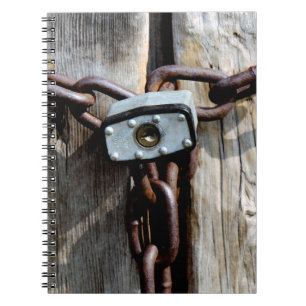 Carnet Portes en bois verrouillées
