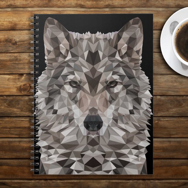 Carnet Portrait géométrique du loup gris (Lone Wolf Geometric Design Notebook on Rustic Wooden Tabletop)
