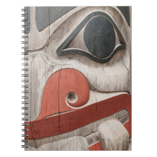 Carnet Poteaux totémiques au Musée du centre du patrimoin