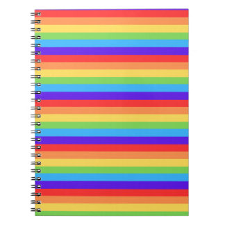 Carnet Rayures arc-en-ciel audacieuses