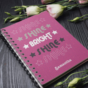 Carnet Rose brillant. Brille. Lumineux. Brille. Brille.