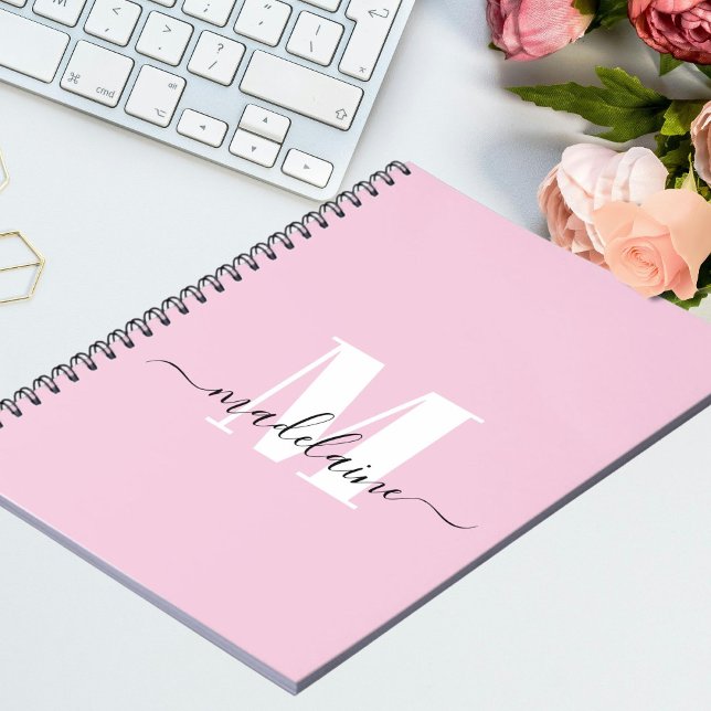Carnet rose monogramme personnalisé initial et nom (Créateur téléchargé)