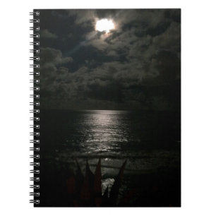 Carnet Shimmering Moon Light Reflecting On The Ocean