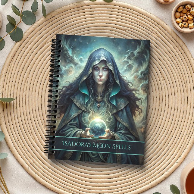 Carnet Sorcière Lune foncée Spell personnalisé (Dark Moon Witch Personalized Spell Notebook on a boho table with botanicals and a cup of tea.)