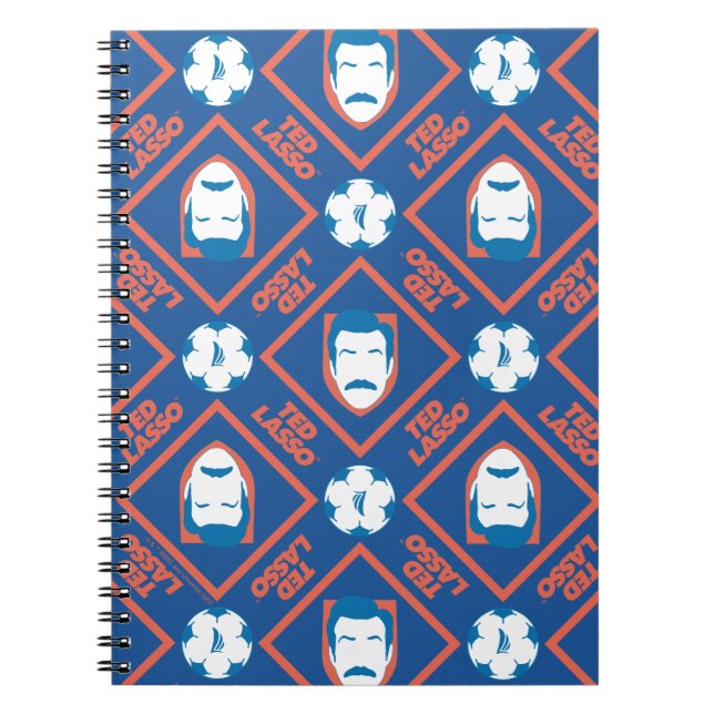 Carnet Ted Lasso | Motif de diamant face et balle (Devant)