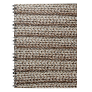 Carnet Tissu tricoté clair, texture brune.