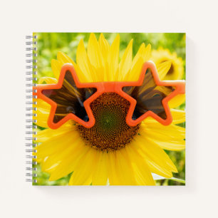 Carnet Tournesol jaune avec lunettes de soleil