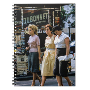Carnet Trois femmes Paris Street Mode