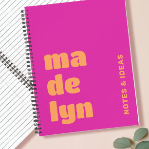 Carnet typographie en gras grandes lettres nom magenta or
