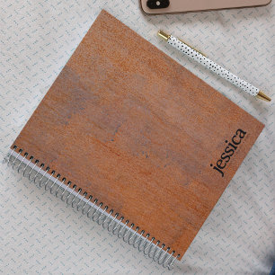 Carnet Typographie Moderne Arrondie en Acier Rouillé Pati