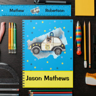 Carnet Un mignon chien de police en voiture