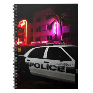 Carnet Une voiture de police de Miami Beach sur Ocean Dri