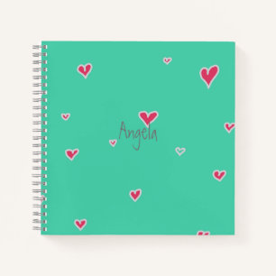 Carnet vert cœurs personnalisable