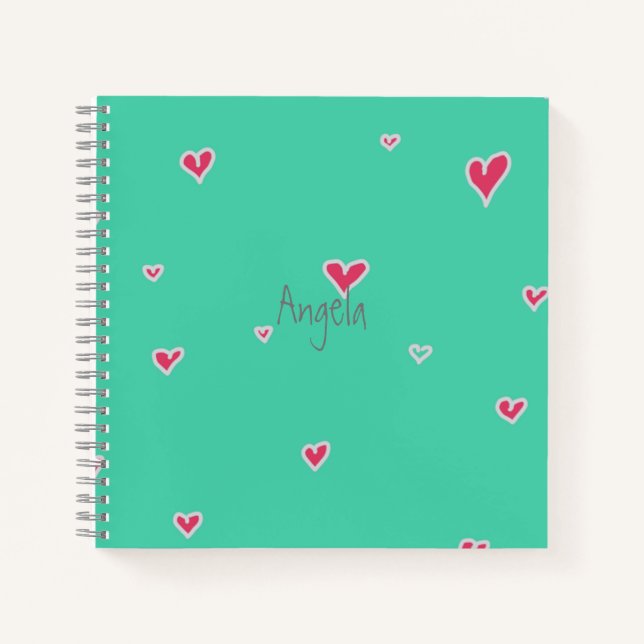 Carnet vert cœurs personnalisable (Devant)