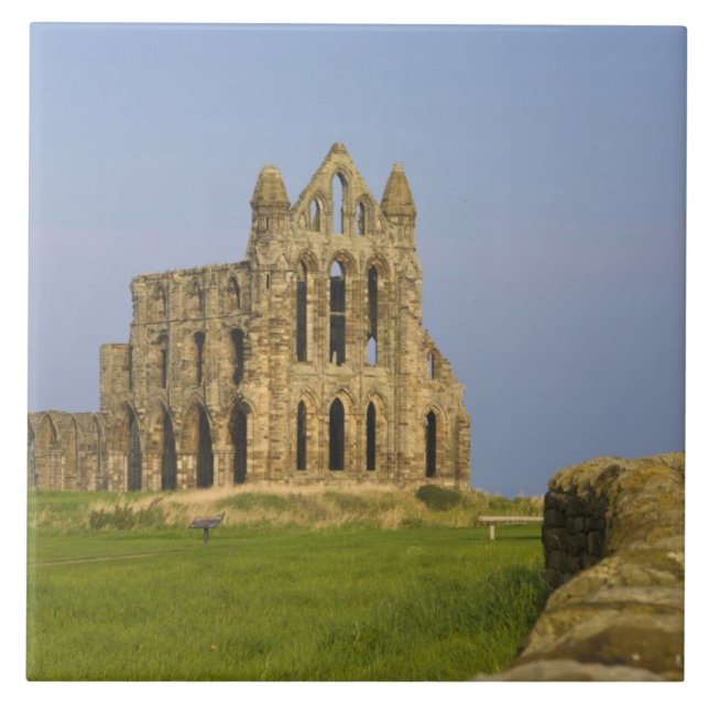 Carreau Abbaye de Whitby, Whitby, North Yorkshire, Anglete (Devant)