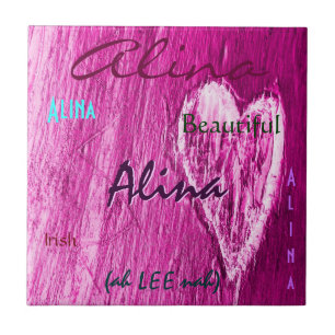 Carreau Alina Nom irlandais Signification avec coeur rose 