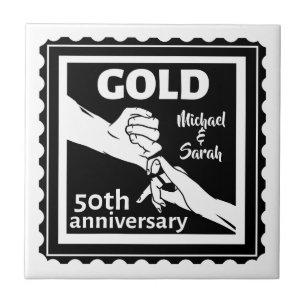 Carreau Anniversaire du mariage d'or tenant la main 50e