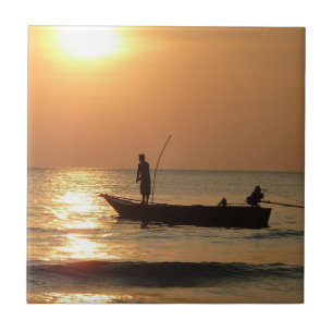 Carreau Bateau de pêche au coucher du soleil