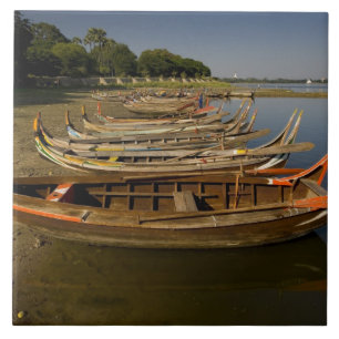 Carreau Bateaux sur le lac entre Kyauktawgyi Paya et