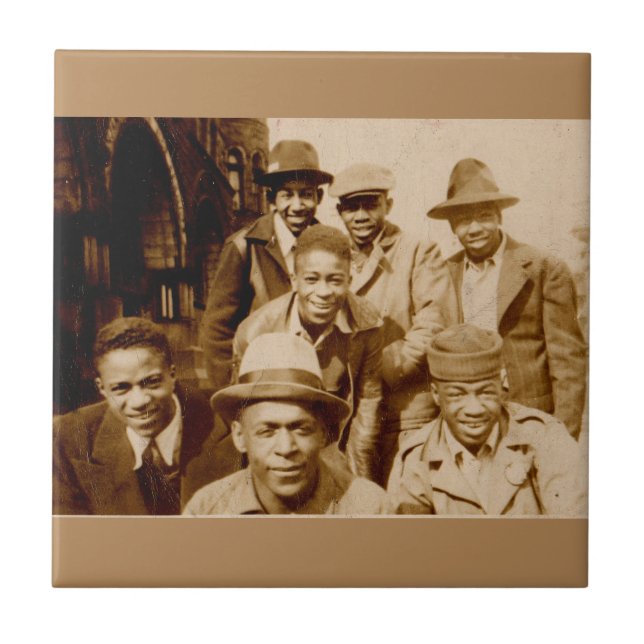 Carreau Boyz des années 1930 du capot RPPC (Devant)