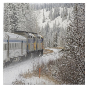 Carreau Canada, Alberta. Train de neige VIA Rail entre