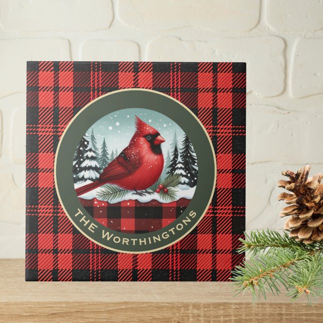 Carreau Cardinal Snow n Buffalo Plaid Family Name Monogram (Créateur téléchargé)
