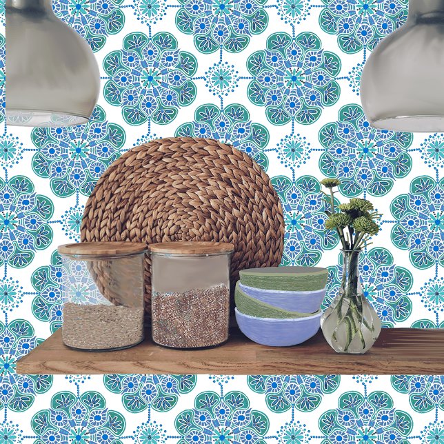Carreau Carrelage en céramique avec motif bleu et vert (Blue and green medallion tile shown on a kitchen backsplash.)