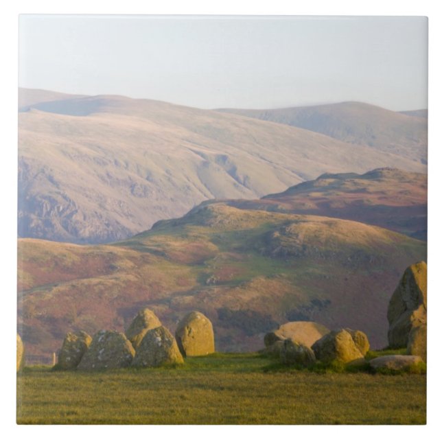 Carreau Cercle de pierre de Castlerigg, district de Lake,  (Devant)