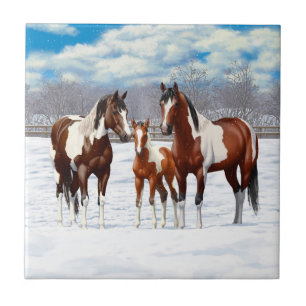 Carreau Chevaux De Peinture De Baie Pinto En Neige D'Hiver