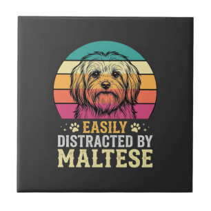Carreau Chien maltais rétro coucher de soleil distrait
