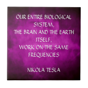 Carreau Citation de Tesla sur le violet
