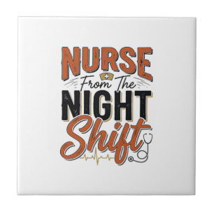 Carreau Conception de chemise de nuit de garde d'infirmièr