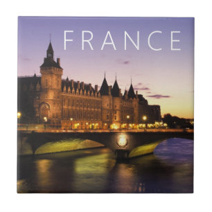 Carreau Congrès sur la Seine Paris, France