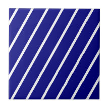 Carreau de céramique rayé bleu et blanc