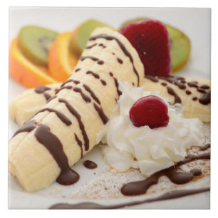 Carreau Délicieuse Crème à l'arc et dessert à la banane