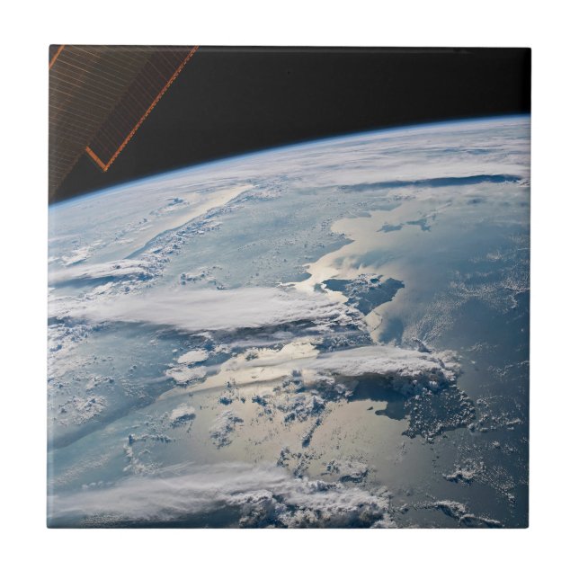 Carreau Des Nuages Autour De Sumatra, Indonésie. (Devant)