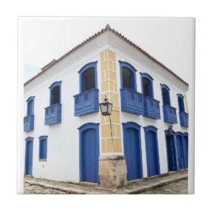 Carreau Équilibre bleu de bâtiment faisant le coin,