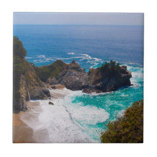 Carreau États-Unis, Californie. Vue sur Mcway Falls