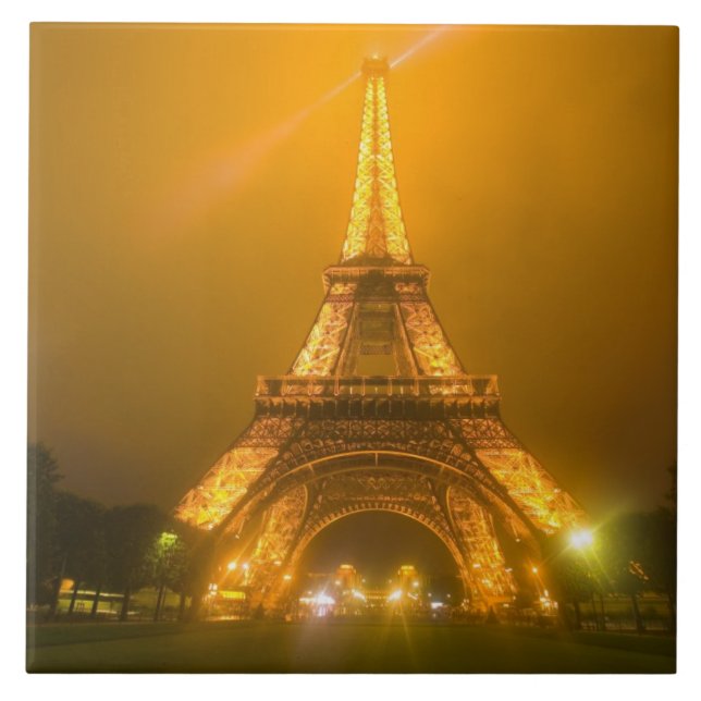 Carreau France, Paris. Tour Eiffel illuminée à 3 (Devant)