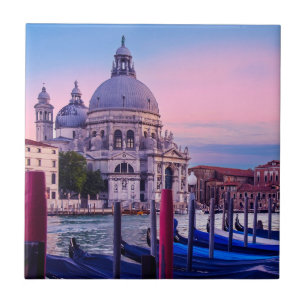 Carreau Grand Canal avec gondoles et église à Venise