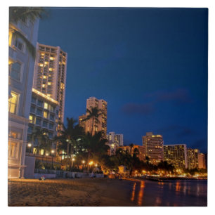 Carreau Honolulu, Oahu, Hawaii. Exposition nocturne