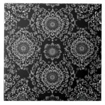 Kaleidoscope floral classique aux tons foncés