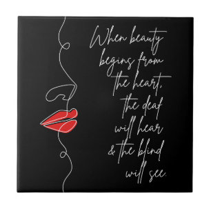 Carreau La beauté commence du coeur Red Lip Line Art