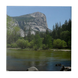 Carreau Le lac Mirror II dans le parc national de Yosemite