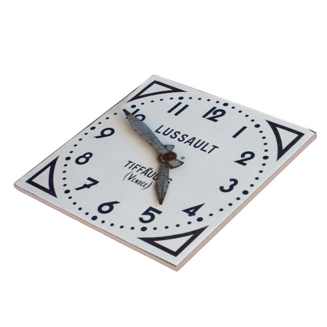 Carreau Le Temps Est Toujours Là. (Côté)